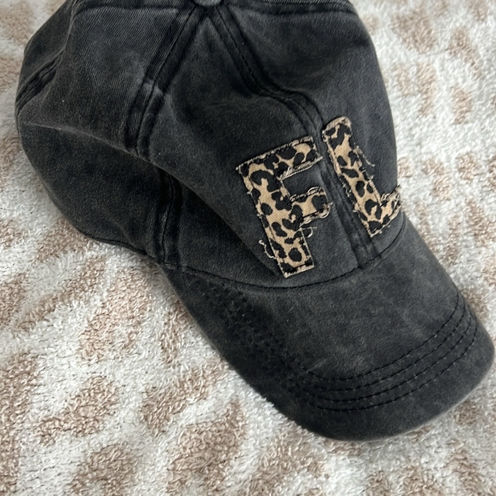 FL leopard hat! - Picture 3 of 5